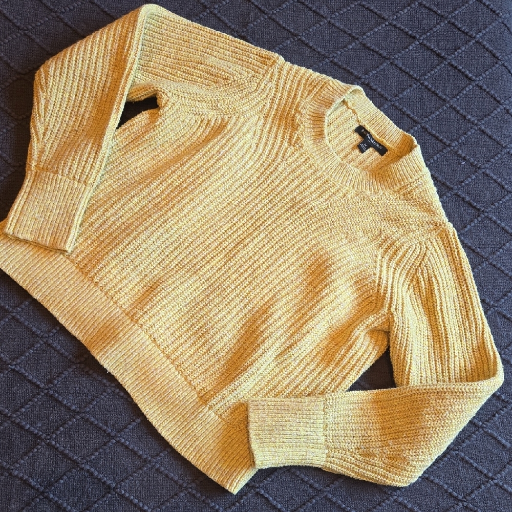 Banana Republic Yellow Ribbed Crew Neck Sweater